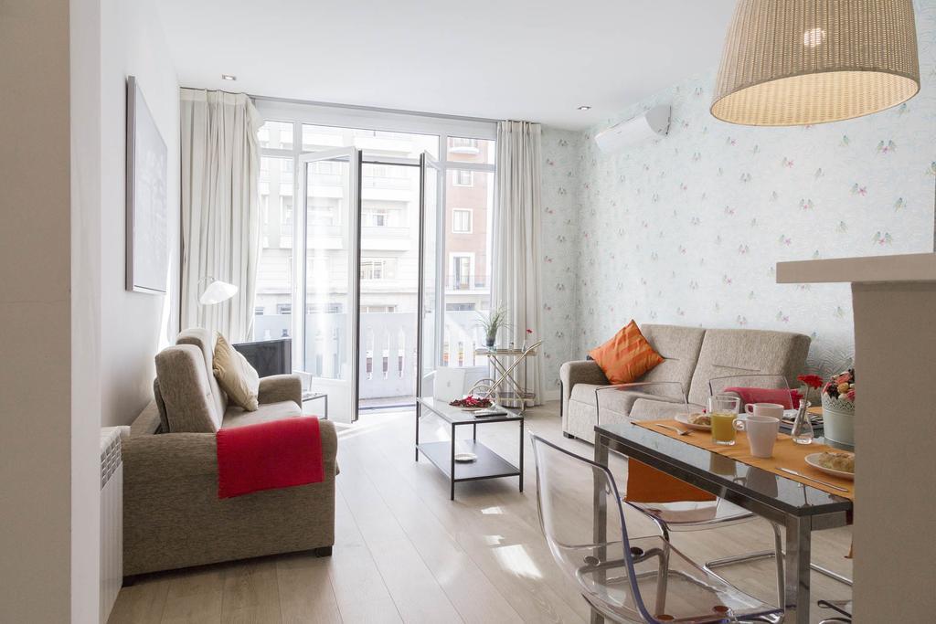Smartrental Madrid Gran Via Apartments エクステリア 写真