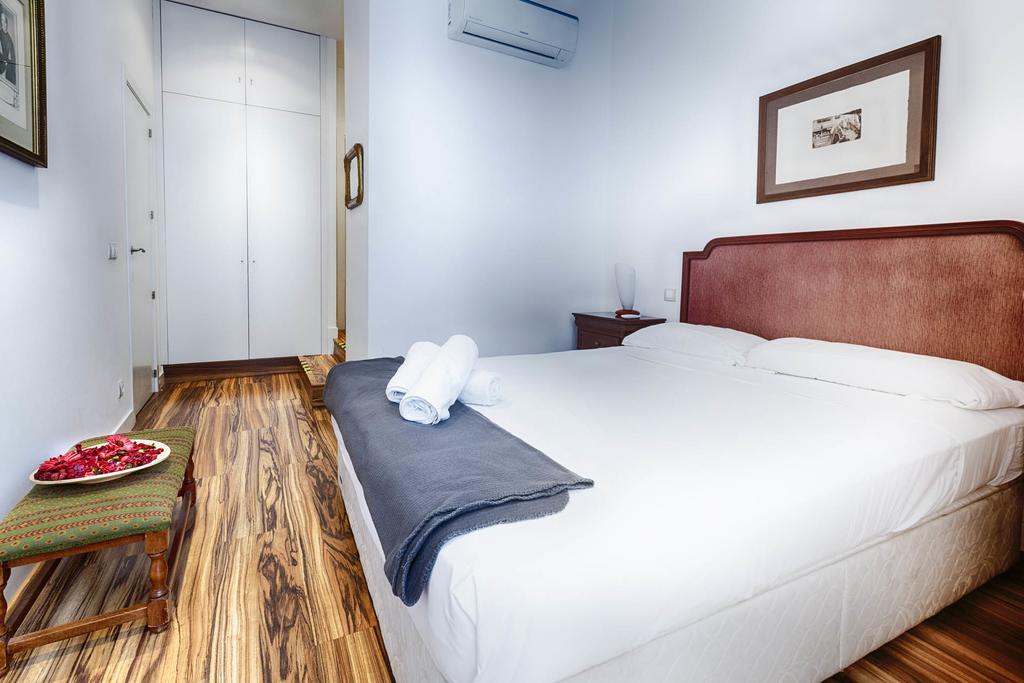 Smartrental Madrid Gran Via Apartments エクステリア 写真